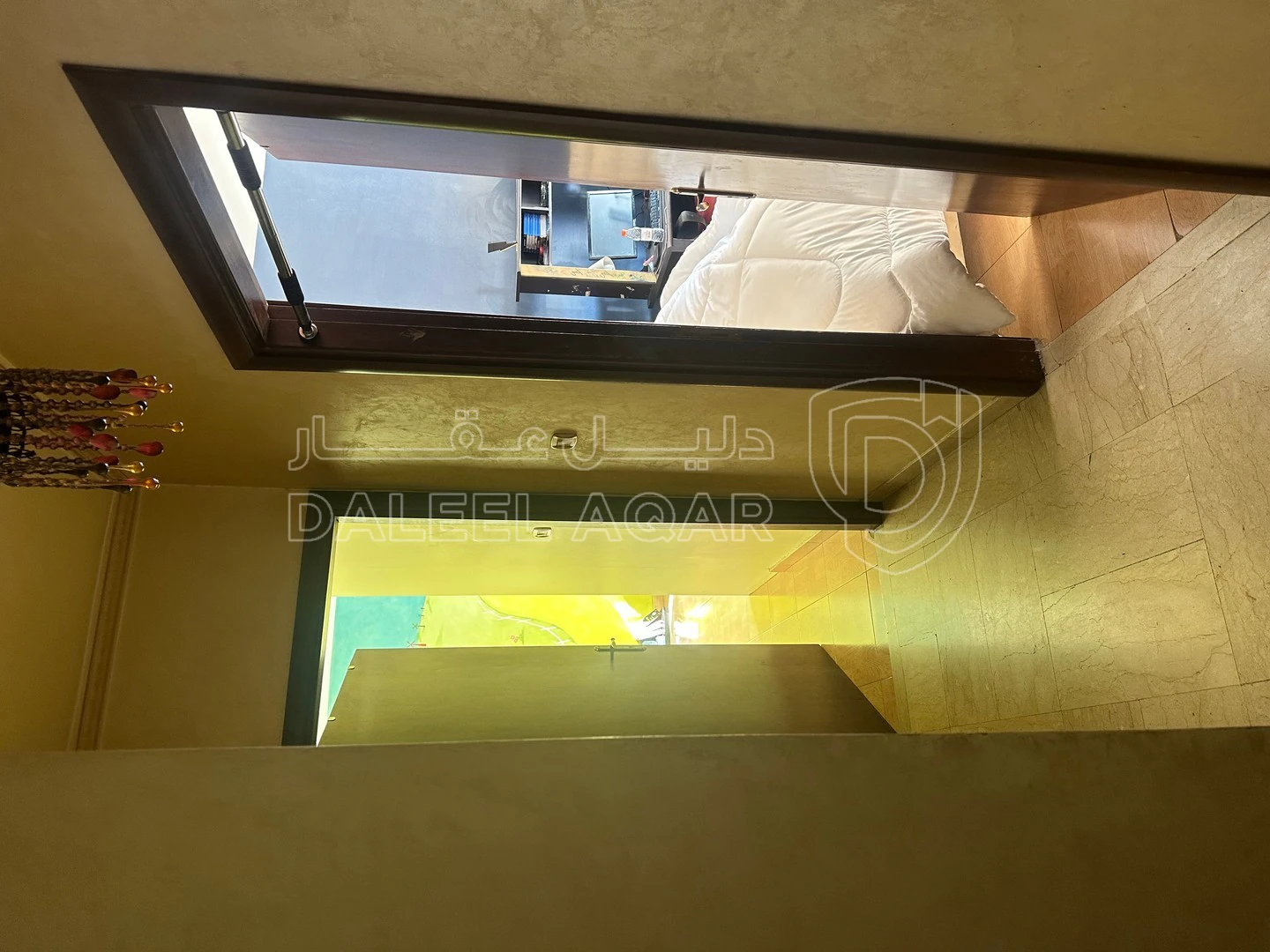 شقة في عمّان  ديرغبار شارع الملكة زين الشرف #٩٩ - 170,000 دأ - صورة 1