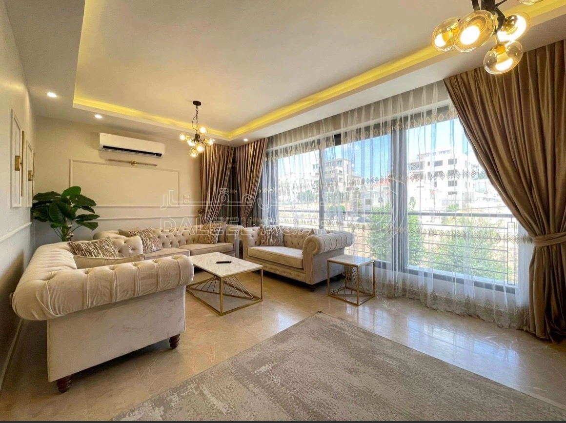 شقة في دابوق - شارع جعفر الزعبي - 235,000 دأ - صورة 1