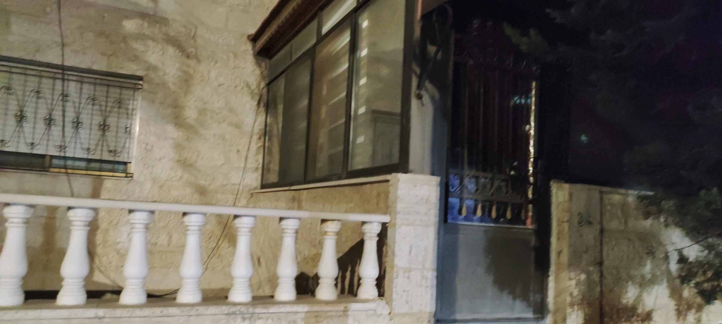 شقة في طبربور ي الشهيد الشمالي خلف ليالي الشرق - 40,000 دأ - صورة 1