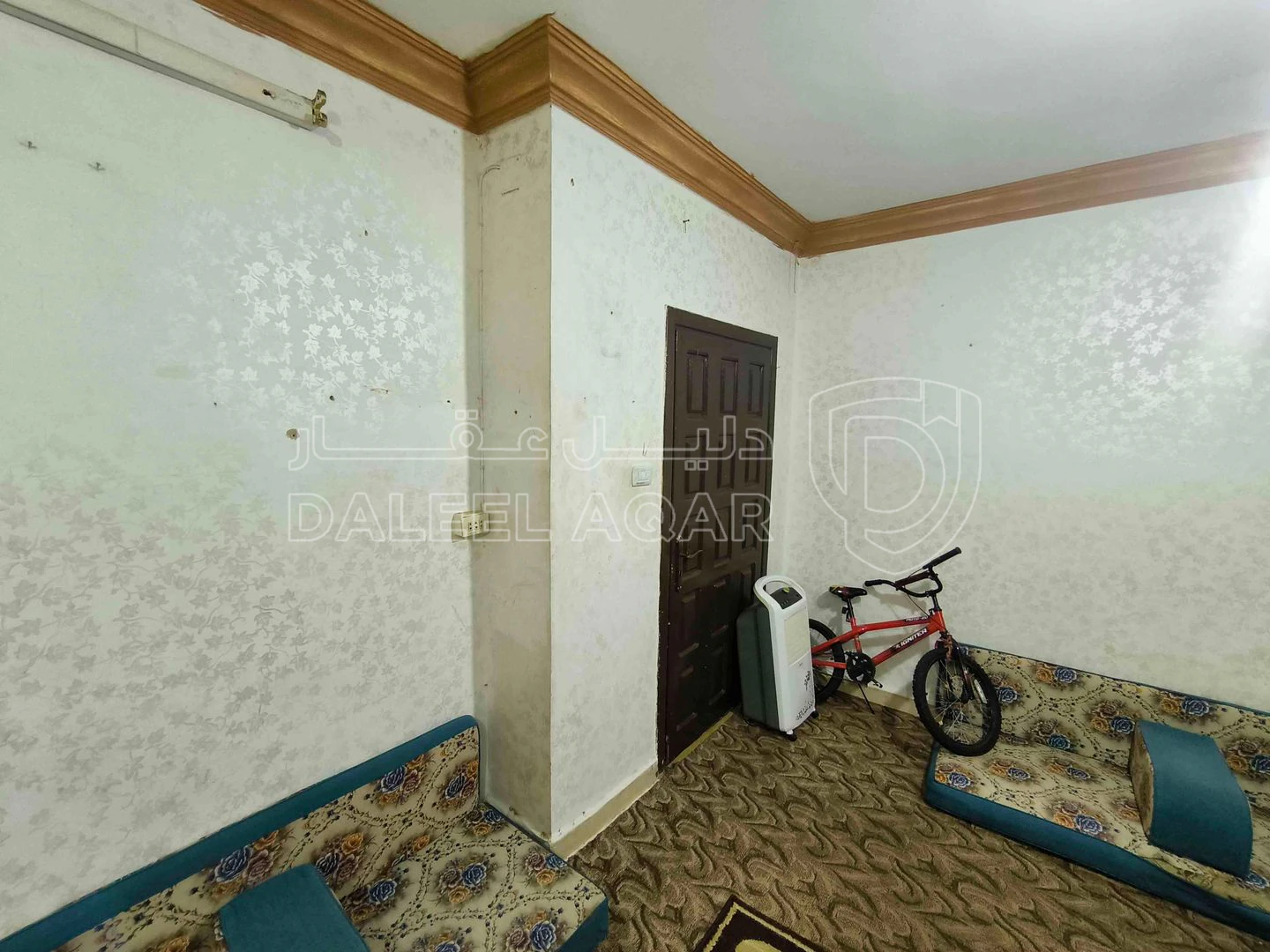 شقة في اربد الحي الجنوبي غرب اشارة النسيم  - 29,900 دأ - صورة 1