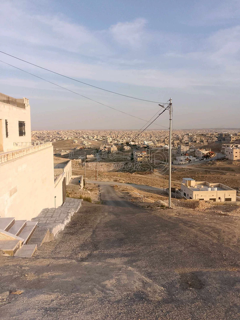 فيلا/منزل في منزل للبيع دوبلكس طابقين مشطب كامل مسكون 10شهور فقط مستقل عمر البناء 3سنوات شومر اسكان المهندسين مقابل مسجد الخير من المالك مباشره  - 150,000 دأ - صورة 1