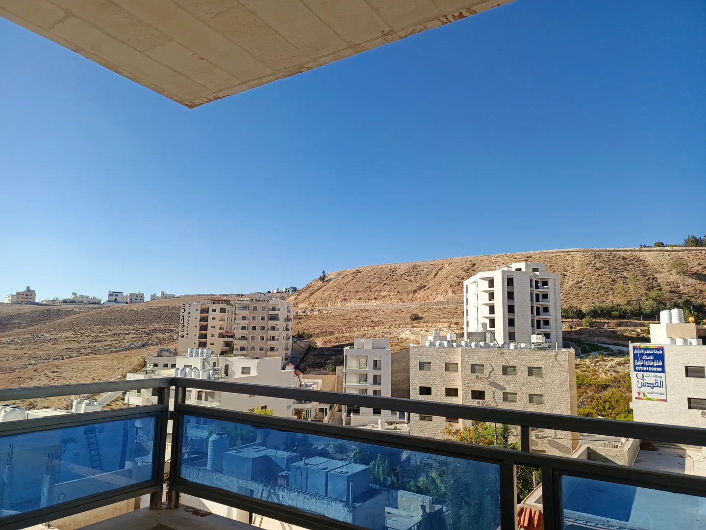 شقة في الجبيهه - الكليه العلميه الاسلاميه   - 65,000 دأ - صورة 1