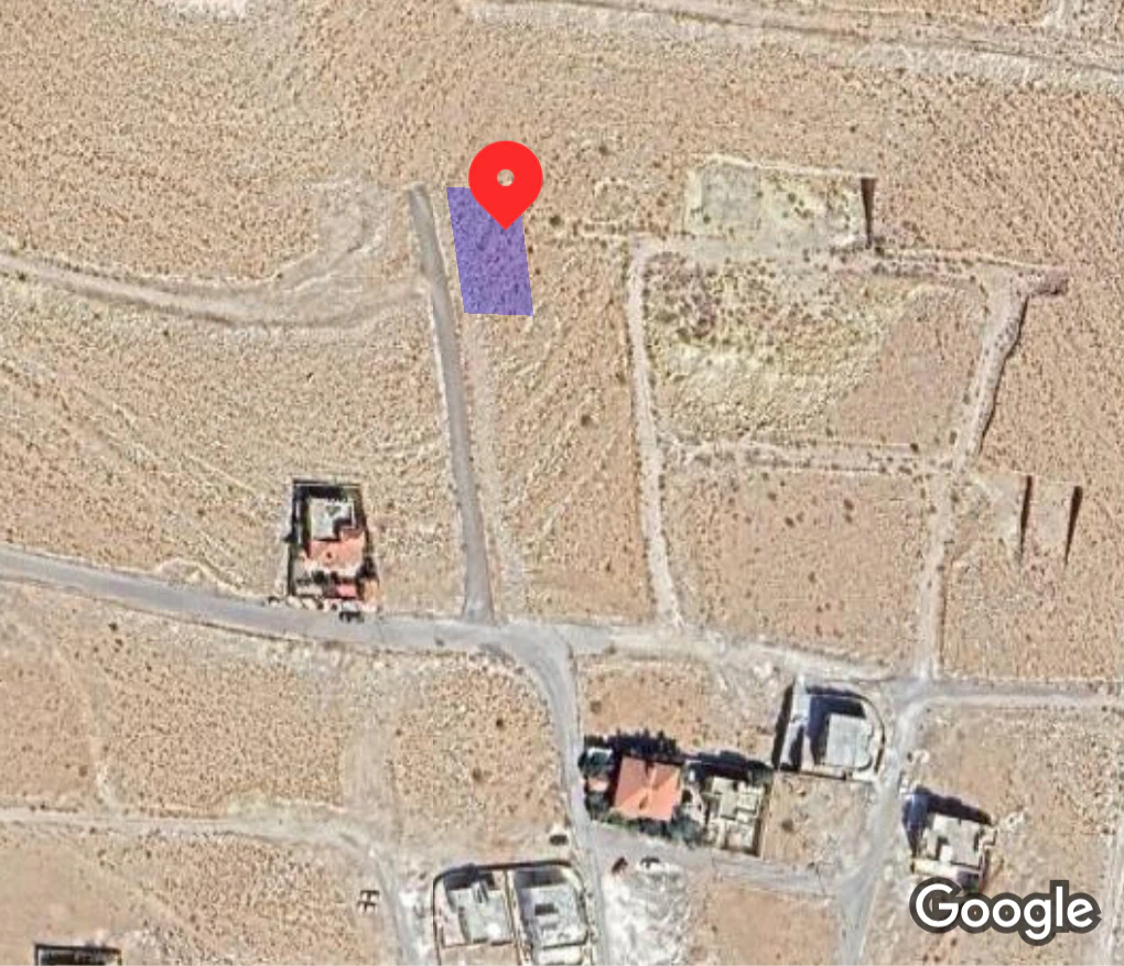 أرض في ضواحي بيرين إطلالة خلابة - 24,000 دأ - صورة 1