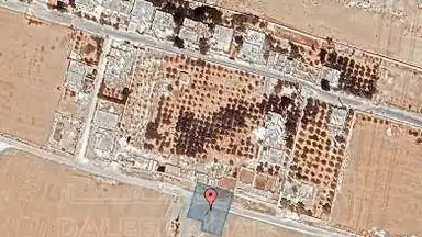 أرض في قرية الصلاحية - امتداد طريق المطار - 27,500 دأ - صورة NaN