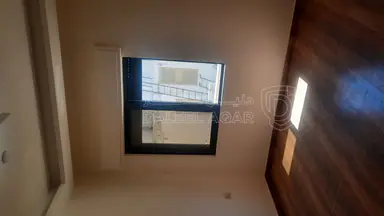 شقة - شارع الطفيل بن الحارث - 87000 دأ