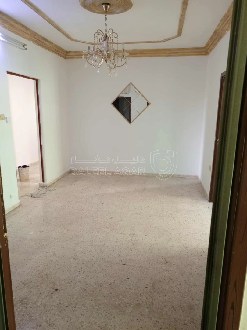 شقة في اربد الحي الشرقي - 35,000 دأ - صورة 1