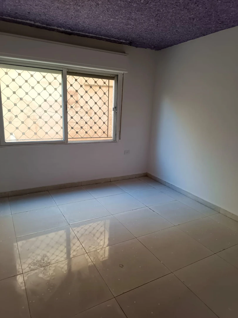 شقة في شقة تسوية للبيع – جبل الزهور | 142م² - 45,000 دأ - صورة 1