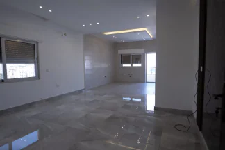 شقة - شفا بدران - خلف بنك الاتحاد -قرب الجامعة التطبيقية - 55000 دأ