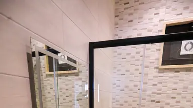 شقة - عبدون - 175000 دأ