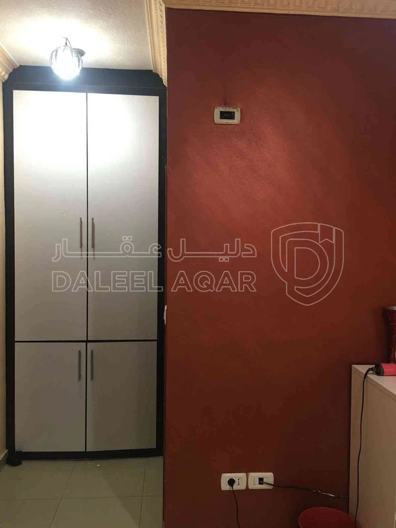 شقة في ابو نصير شارع سعد اليوسف قرب صحارى مول  - 90,000 دأ - صورة 1
