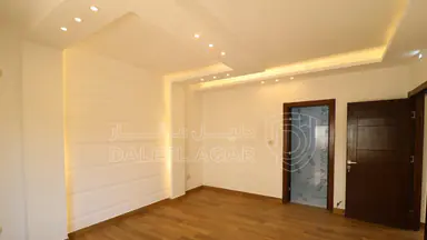 شقة - مرج الحمام قرب دوار الدله - 89500 دأ