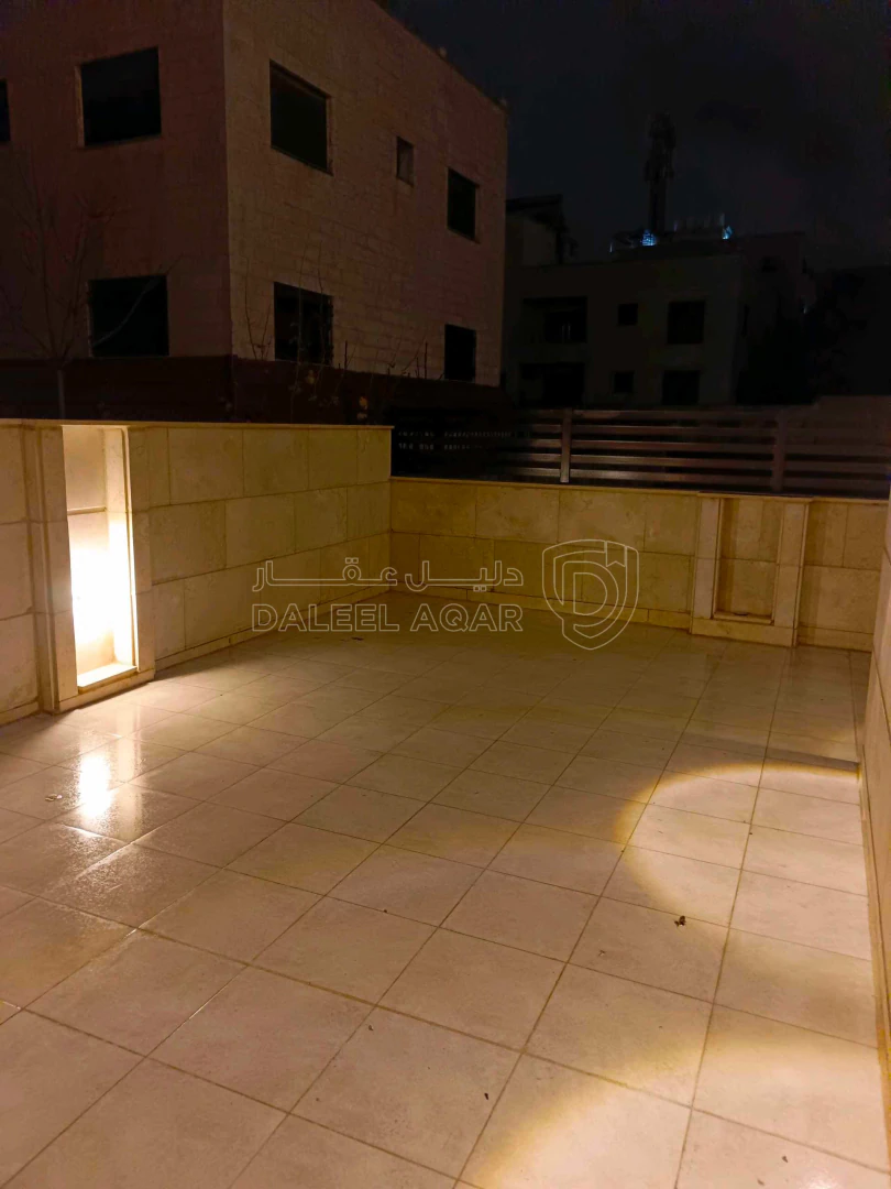 شقة في البنيات - 130,000 دأ - صورة 1