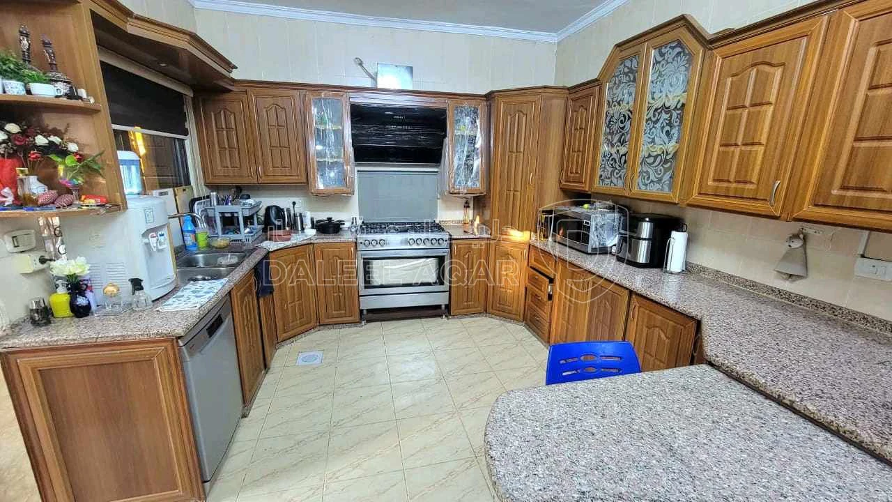 شقة في عمان طبربور قرب مدارس الخضر للبنين والباص السريع  - 62,000 دأ - صورة 1