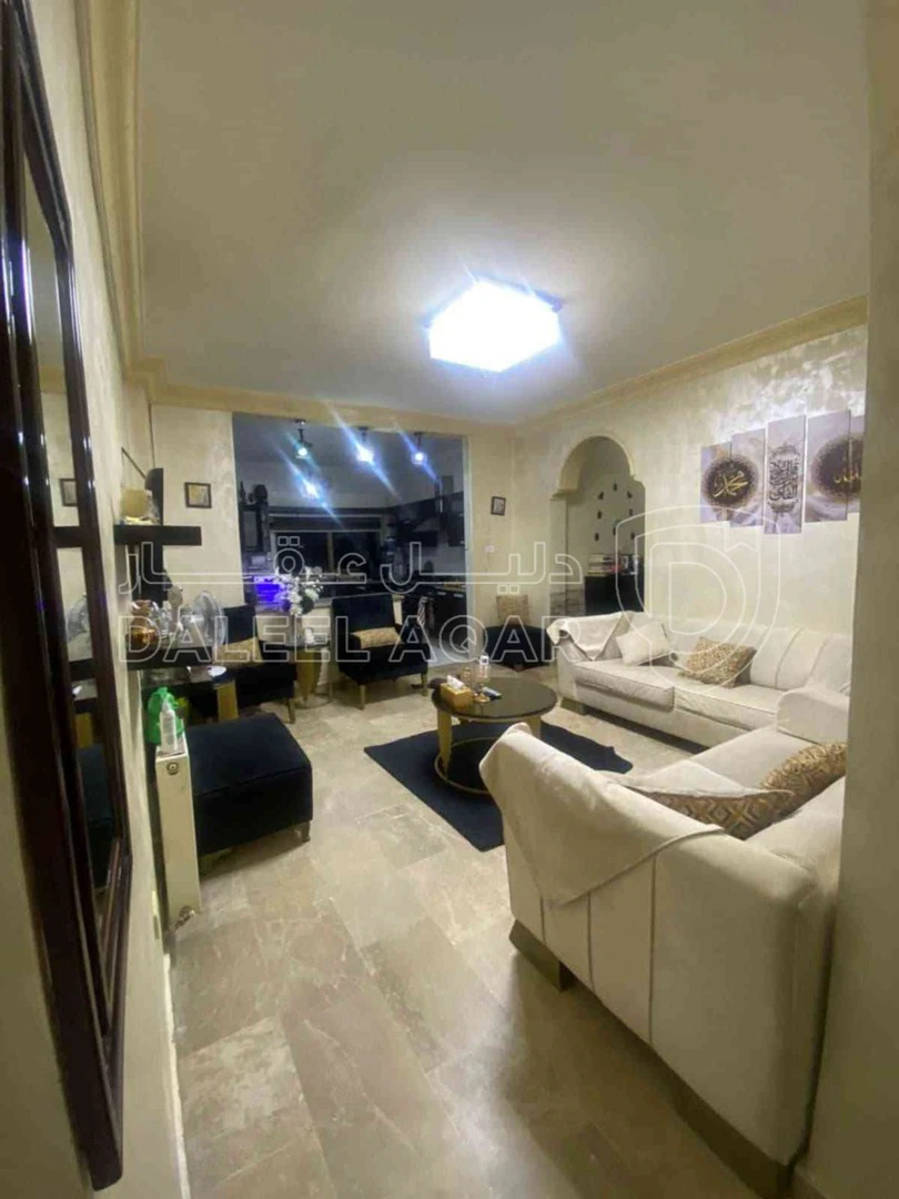 شقة في عمان الجبيهه حي الجامعة الاردنيه  - 80,000 دأ - صورة 1