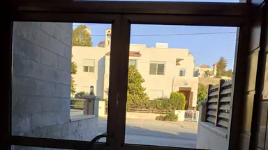 شقة - خلدا - قرب مسجد الهمشري  - 140000 دأ