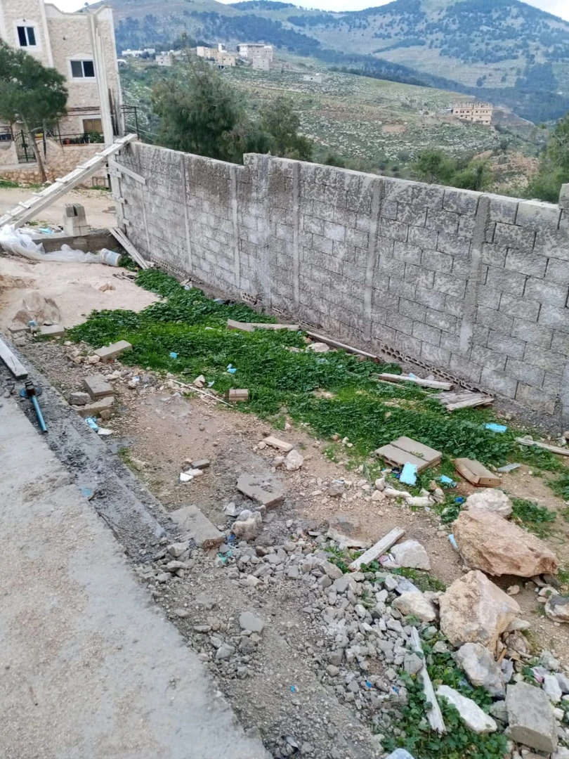 أرض في قريبه من الجامعه العربيه- قريبه من جسر سلحوب - 60,000 دأ - صورة 1