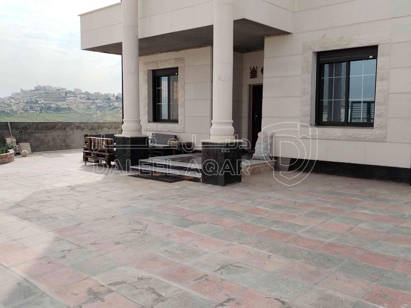 فيلا/منزل في جبل النصر /المغيرات  - 185,000 دأ - صورة 1