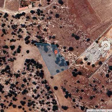 أرض في منتجع نسيم الجبل  - 90,000 دأ - صورة 1
