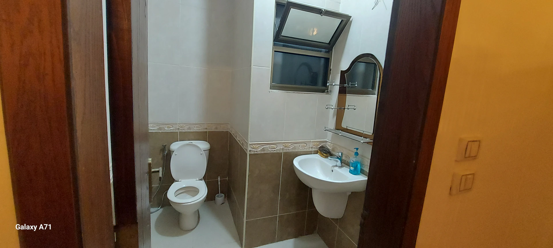 شقة في عمان - الكرسي - 77,000 دأ - صورة 1