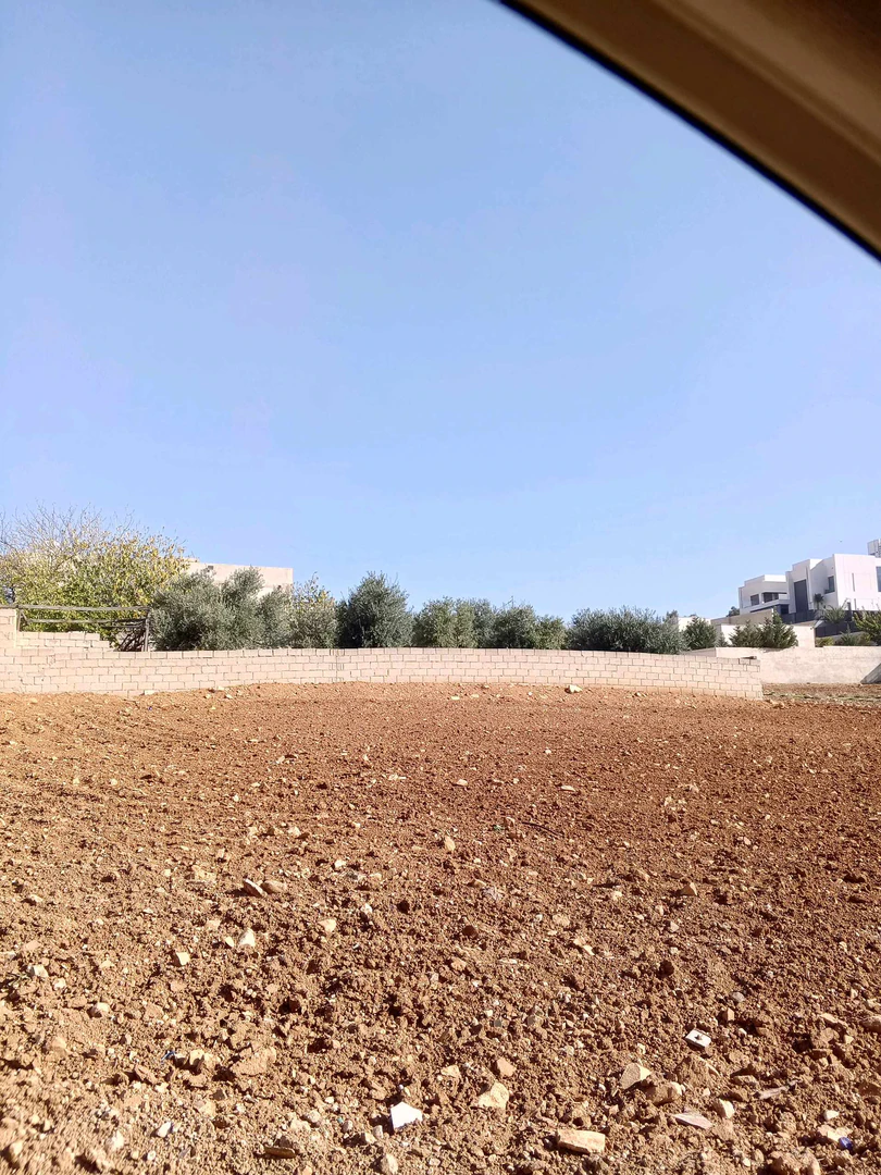مبنى في ناعور - 150,000 دأ - صورة 1