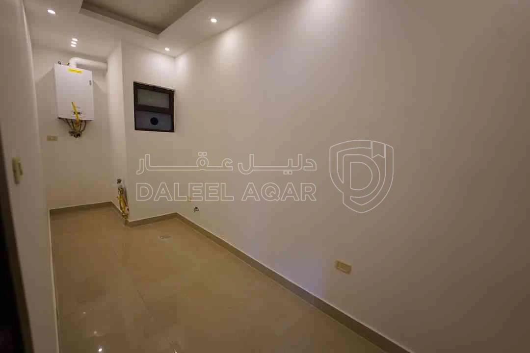 شقة في البيادر اول ابو السوس خلف مسجد حسين خواجا - 98,000 دأ - صورة 1