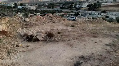 أرض - أرض مميزة في جرش خلف حراج السيارات - 30000 دأ