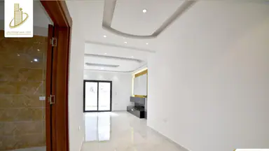 شقة في اربد- شرق دوار السنبلة  - 104,000 دأ - صورة NaN