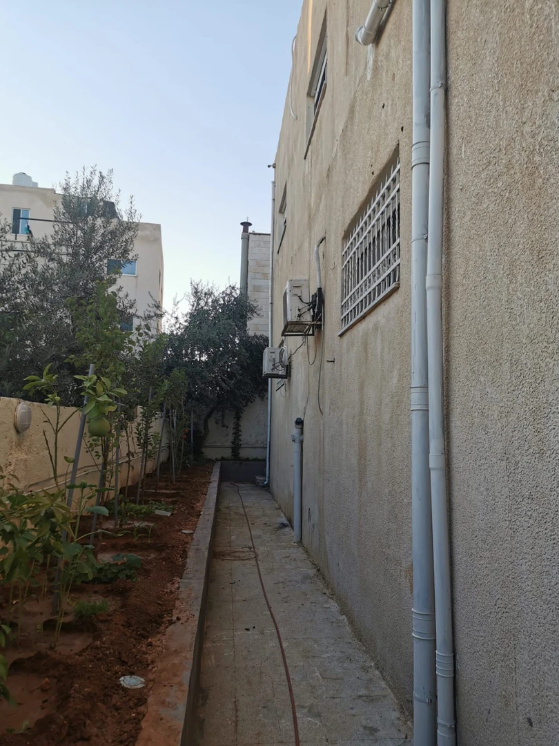 فيلا/منزل في عمان بجانب اليات امانه عمان الكبرى - 145,000 دأ - صورة 1