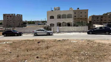 مبنى في بيت للبيع في منطقت سلبود - 150,000 دأ - صورة NaN