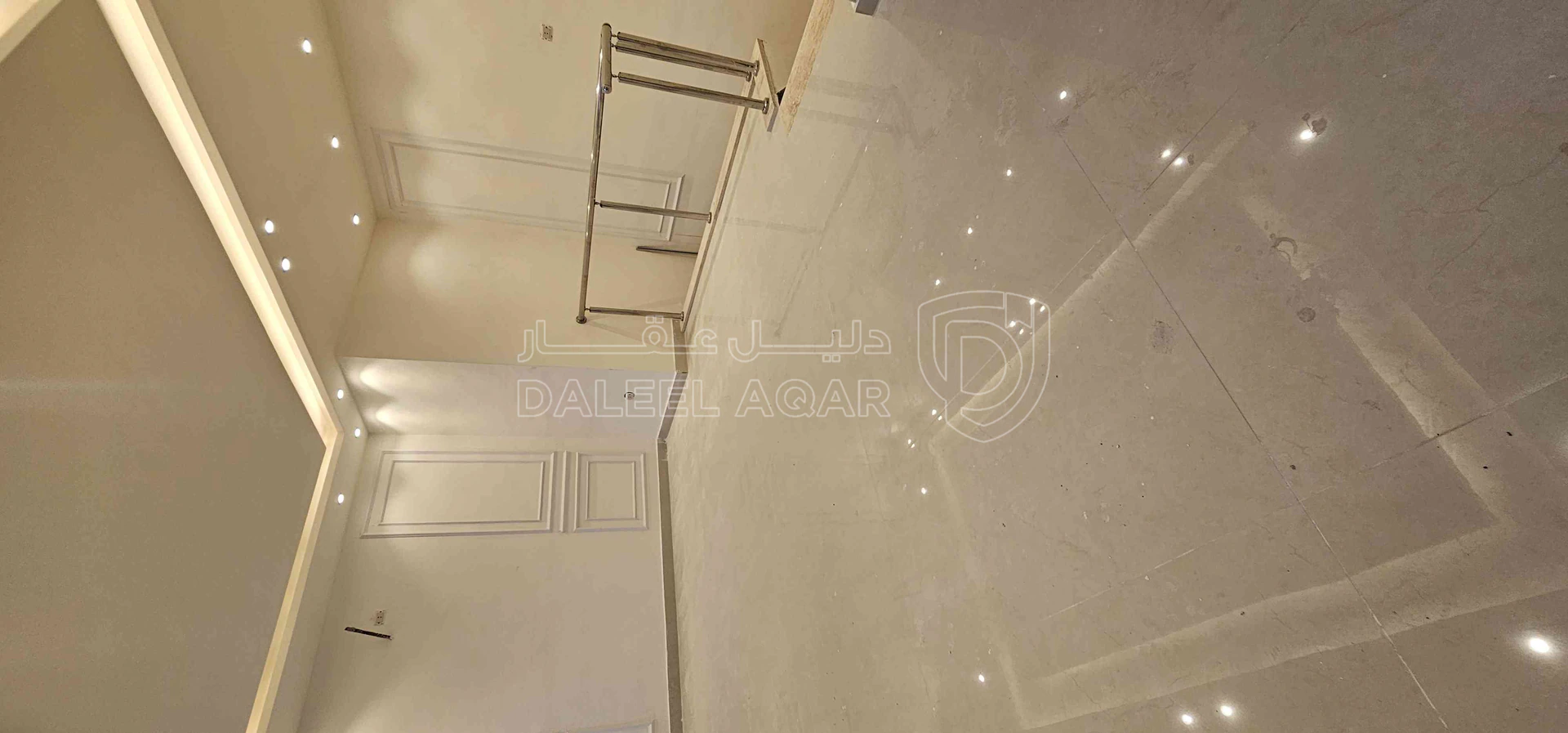 شقة في الجبيهه ام زويتينه دوبلكس درج داخلي اخير مع روف - 135,000 دأ - صورة 1