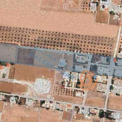 مبنى في جسر الرمثا بالقرب من مستشفى الملك المؤؤسس الجامعي  - 140,000 دأ - صورة 1