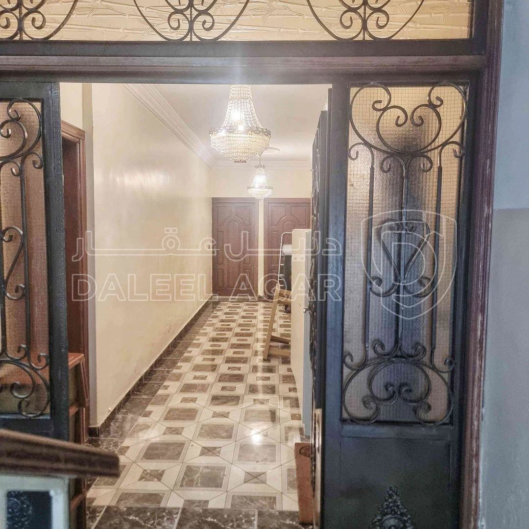 مبنى في عمان جبل عمان الدوار الثاني - 650,000 دأ - صورة 1