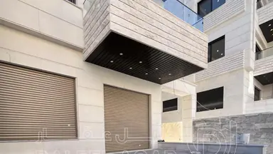 شقة في ارضية مع ترس في اجمل مناطق الياسمين تشطيب حديث  - 87,000 دأ - صورة NaN