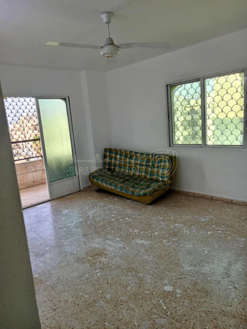 شقة في اربد الحي الشرقي - 35,000 دأ - صورة 1