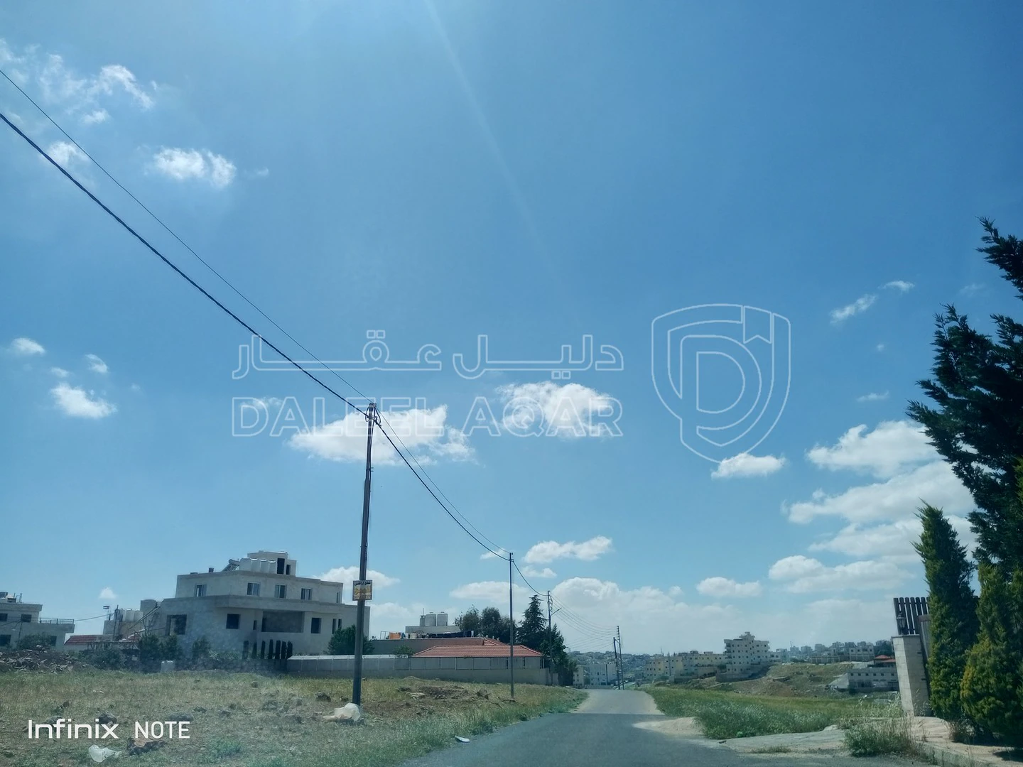 أرض في الدمينة خلف الظهير وخلف مسجد العاشوري غرب عمان - 300,000 دأ - صورة 1
