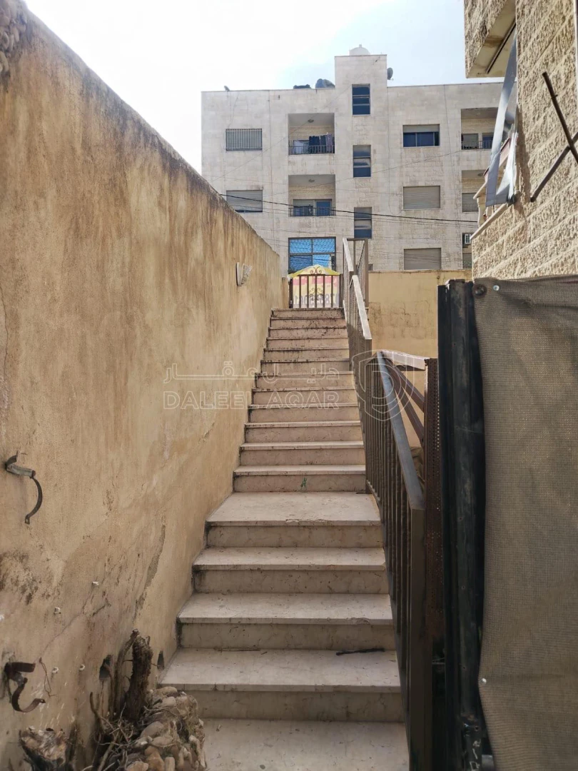 شقة في عمان الياسمين دوار الخريطه  - 50,000 دأ - صورة 1