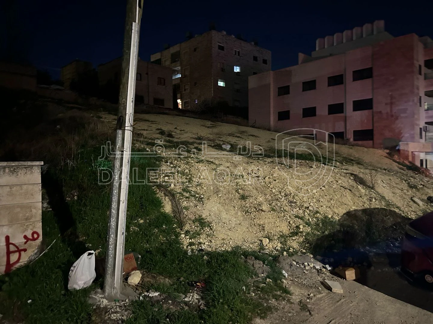 أرض في Zainab Al-Al-Asadeyah st 30 Amman Jordan - 335,000 دأ - صورة 1