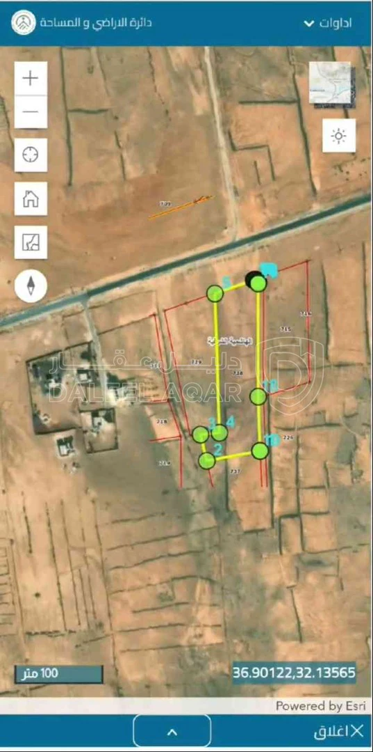 أرض في المفرق لواء البادية الشمالية الشرقية قرية الهاشمية الشرقية طريق عمان بغداد الدولي  - 11,500 دأ - صورة 1