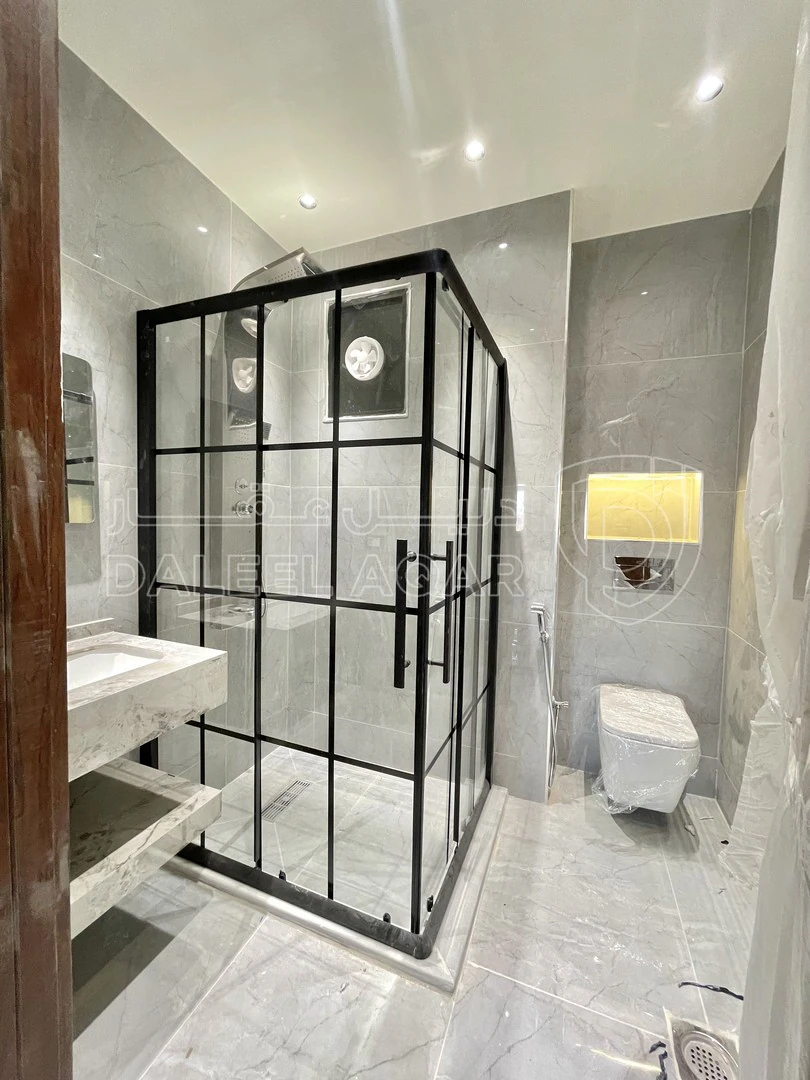 شقة في شقق سكنية للبيع في اجمل مناطق اربد الحيويه - 58,000 دأ - صورة 1