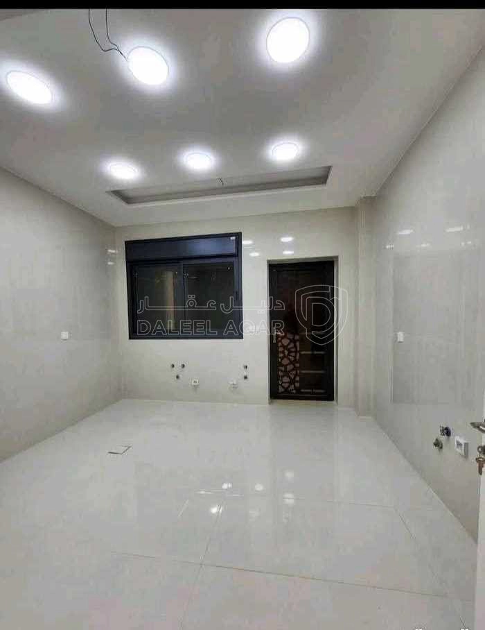 شقة في العقبة السكنية الخامسة - 69,000 دأ - صورة 1