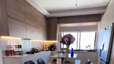 شقة في عمان ضاحية النخيل طريق المطار - 120,000 دأ - صورة NaN