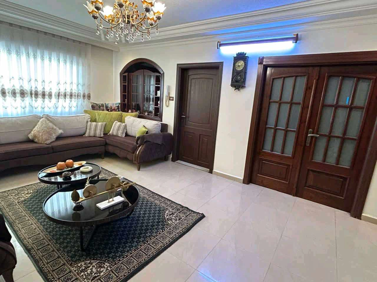 شقة في شقه للبيع بسعر مغري - 55,000 دأ - صورة 1