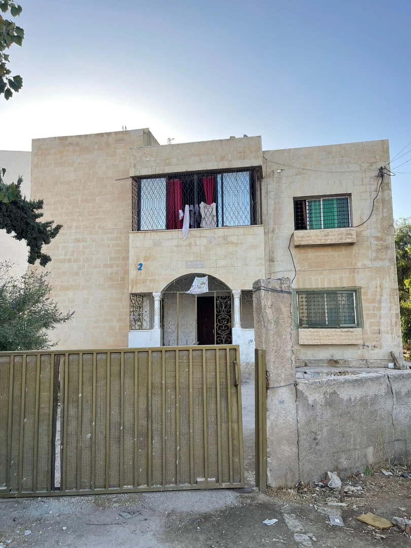 فيلا/منزل في ابو علندا -اسكان الكهرباء  - 155,000 دأ - صورة 1