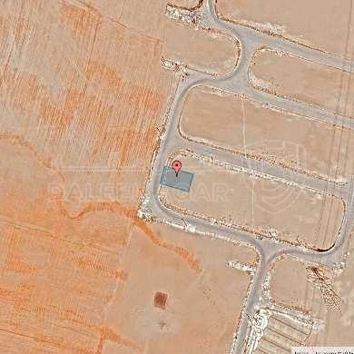 أرض في قرية الصلاحية - امتداد طريق المطار - 25,000 دأ - صورة 1