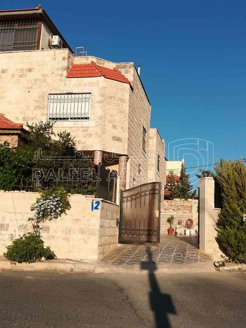 فيلا/منزل في ناعور - 165,000 دأ - صورة 1
