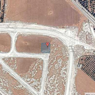 أرض في بالقرب من مدرسة الشويفات ونادي الجواد العربي - 240,600 دأ - صورة 1