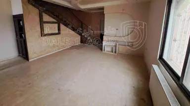 فيلا/منزل - عمان القسطل قبل جسر المطار قريبه من فلل الاندلسيه - 320000 دأ