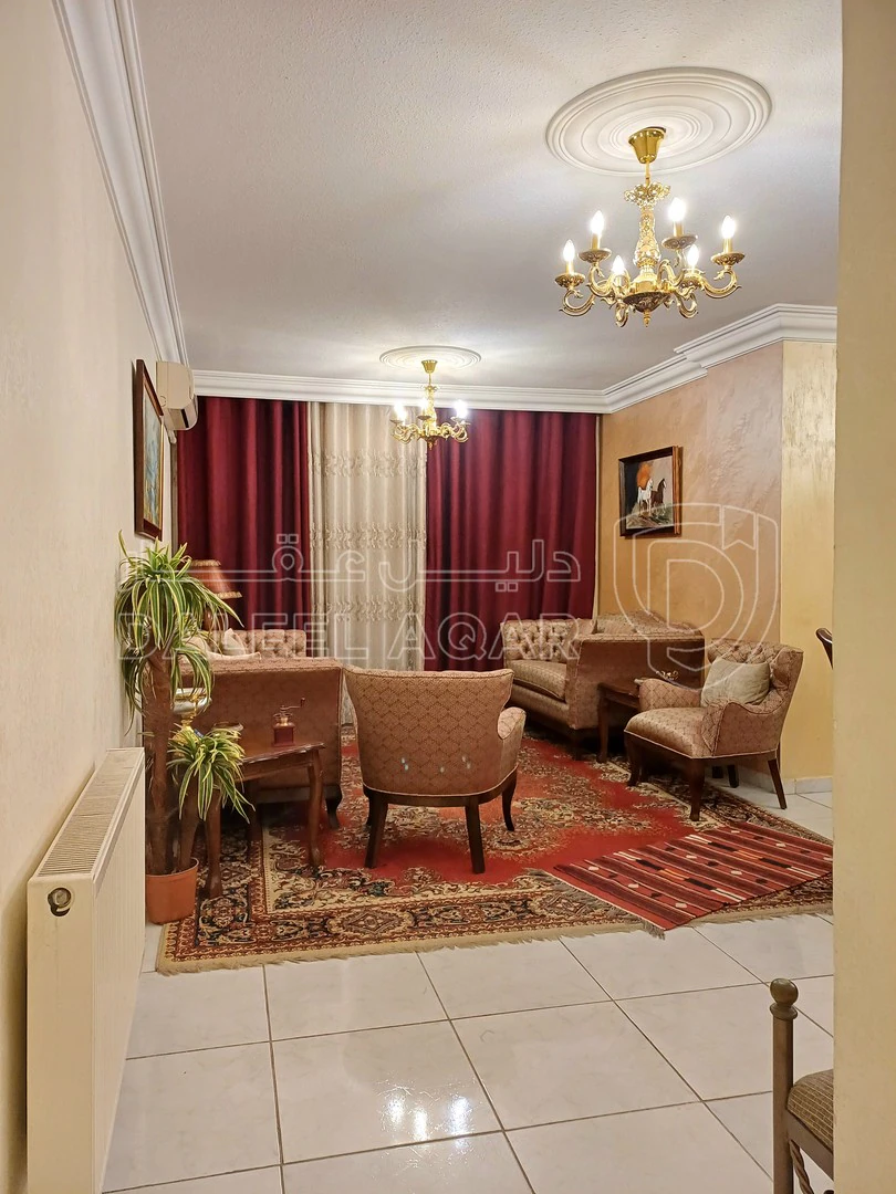 شقة في شارع غزاله - 60,000 دأ - صورة 1