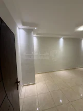 شقة - قرب اشارة الغاز - خلف مدارس الارتقاء  - 47000 دأ