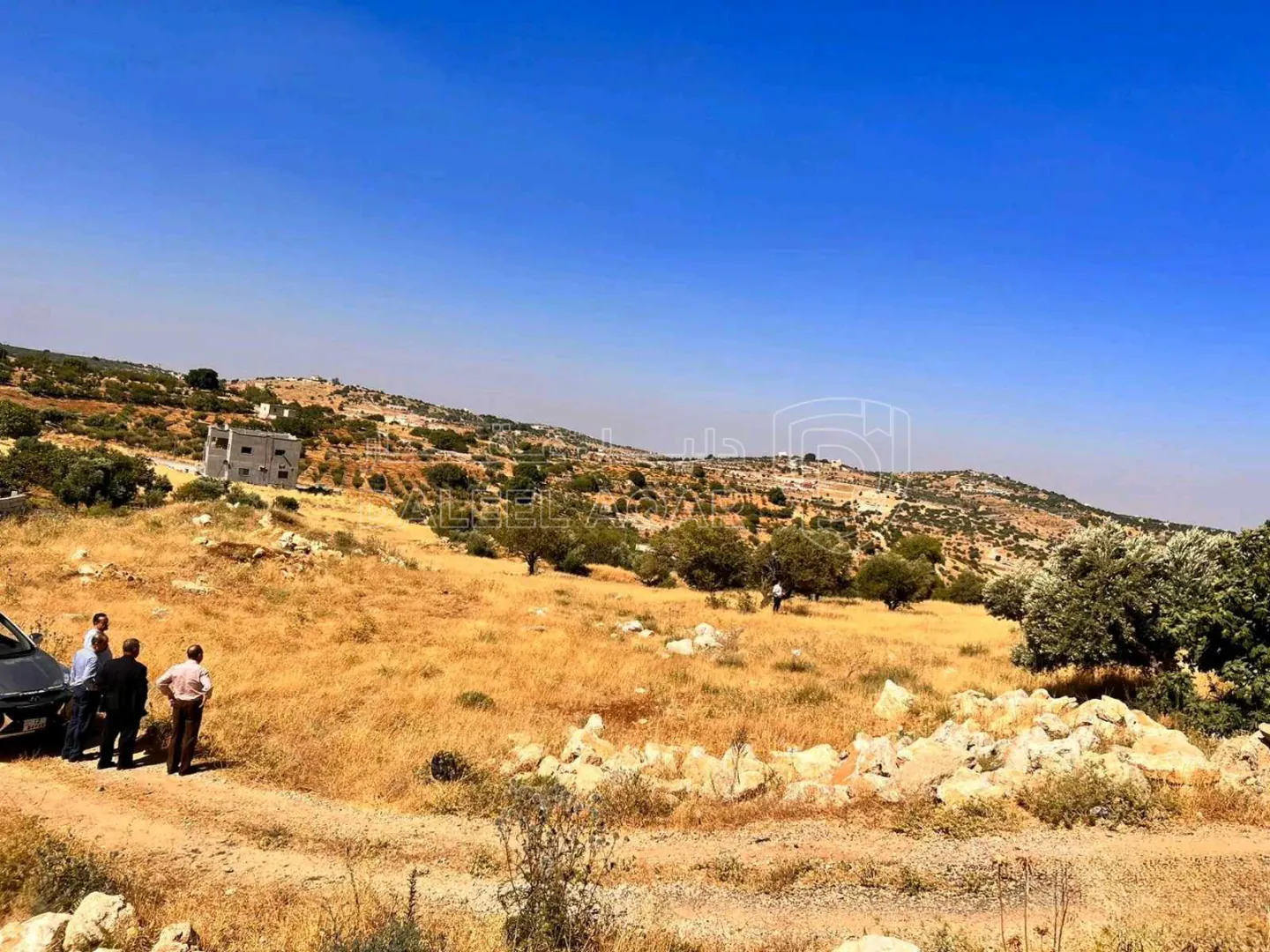 أرض في عجلون صخرة - حوض المشماس - 60,000 دأ - صورة 1
